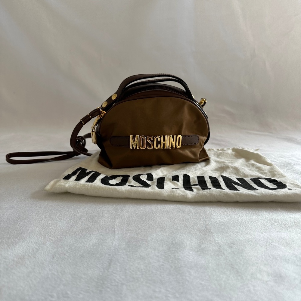**AUTHENTIC** Moschino 90's Gold Letter Logo Mini Bag - Vintage